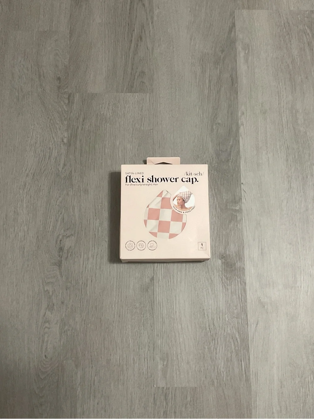 Kitsch Checkerboard Shower Cap in Pink and Cream